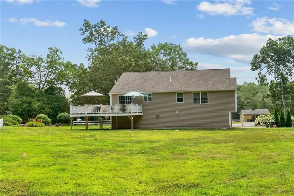 76 Lakehurst Drive Coventry RI 02816