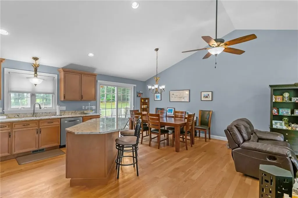 76 Lakehurst Drive Coventry RI 02816
