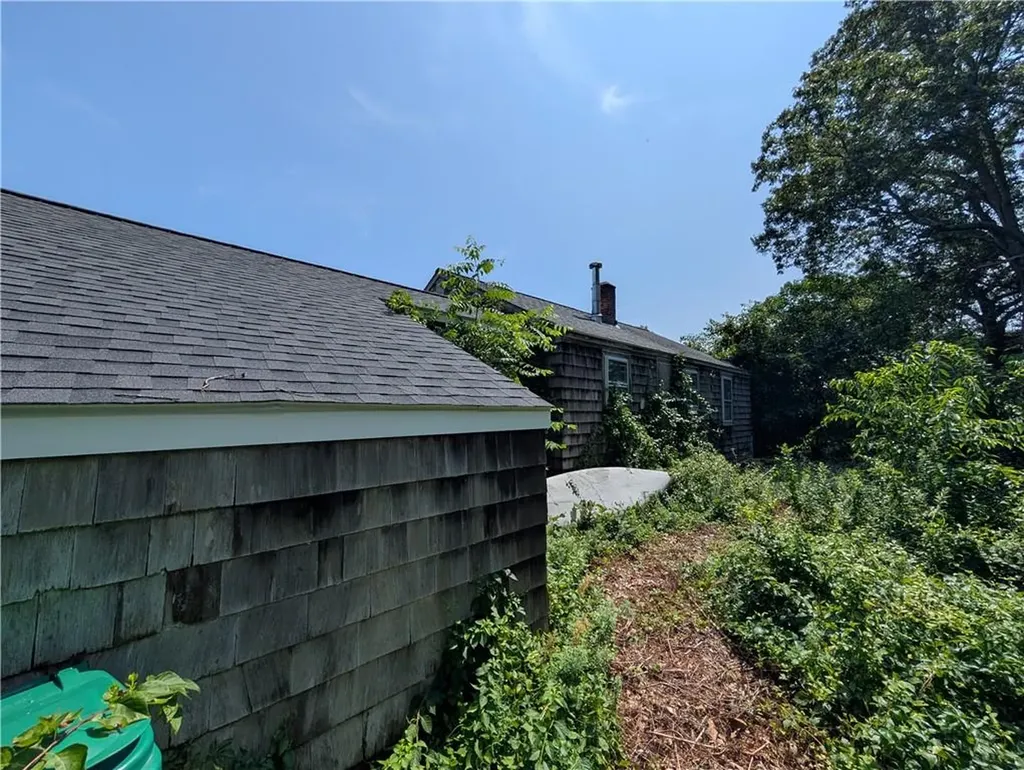 142 Yucatan Drive Warwick RI 02889