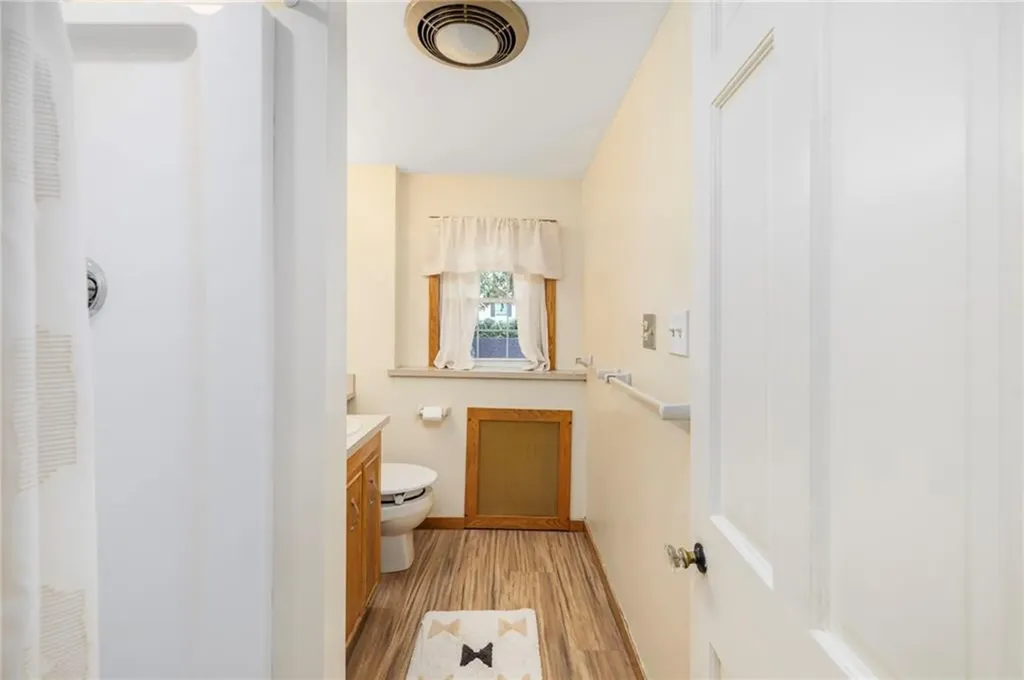 154 Chapmans Avenue Warwick RI 02886
