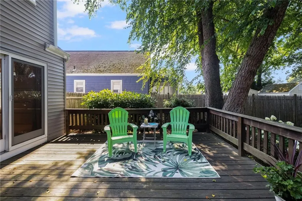 154 Chapmans Avenue Warwick RI 02886