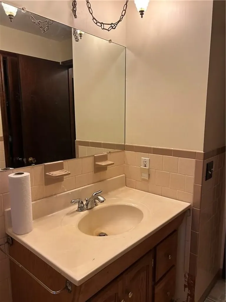 45 Rose Lane Cumberland RI 02864