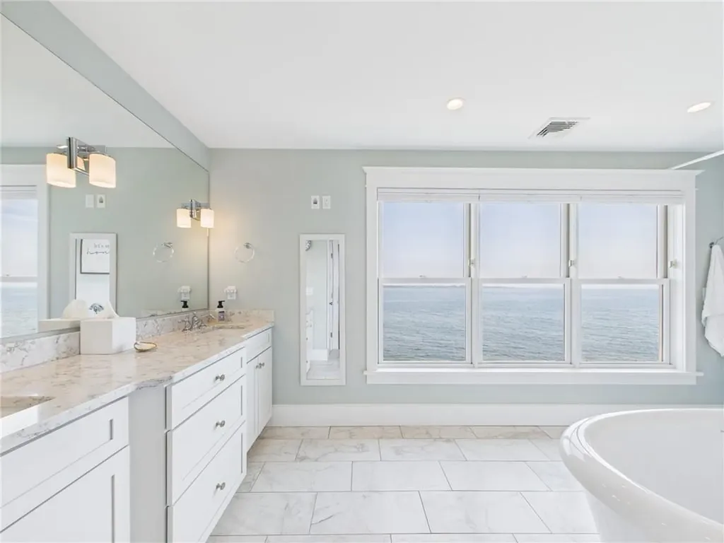 4 Clarkes Village Lane Jamestown RI 02835