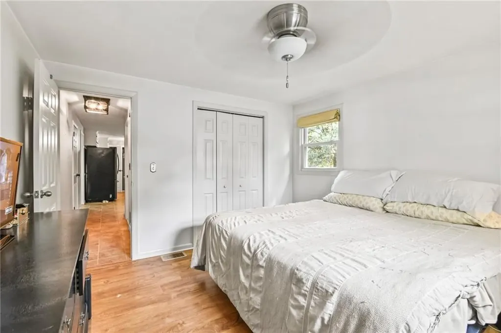 410 Diamond Hill Road Warwick RI 02886