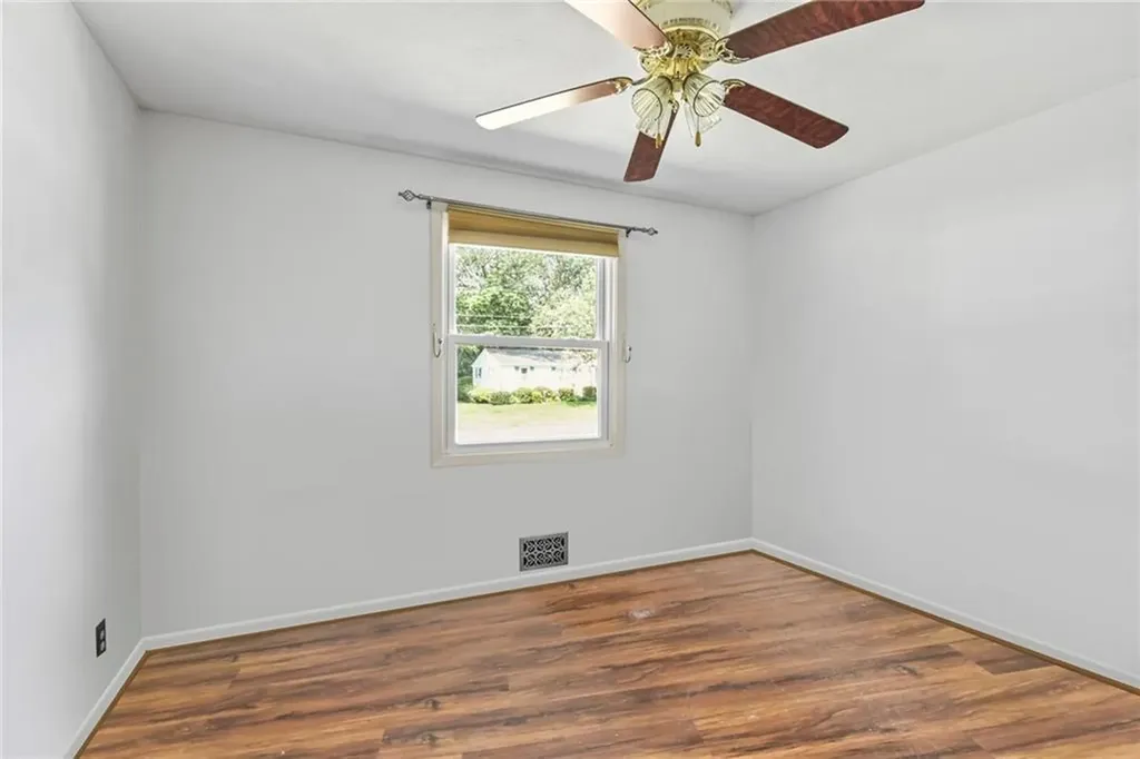 410 Diamond Hill Road Warwick RI 02886