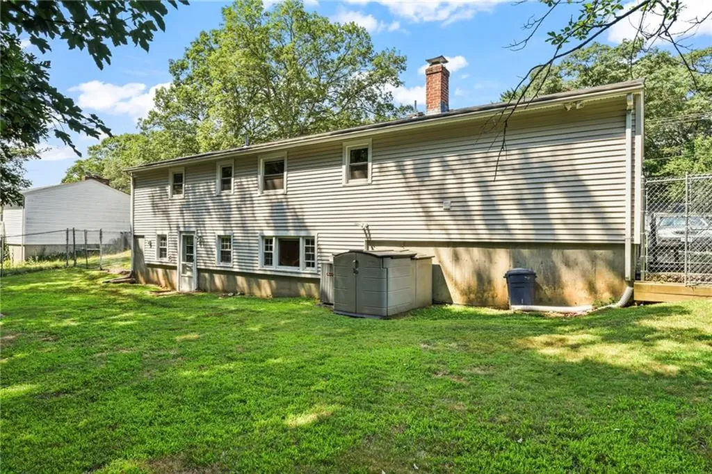 410 Diamond Hill Road Warwick RI 02886