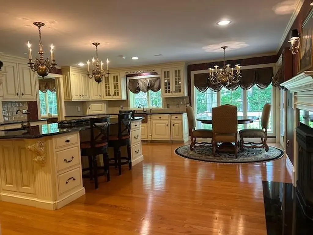 255 Beechwood Drive Cranston RI 02921
