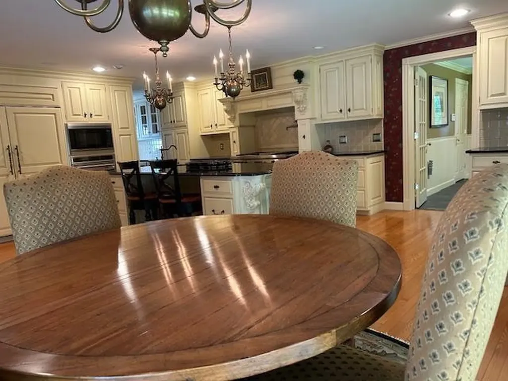255 Beechwood Drive Cranston RI 02921