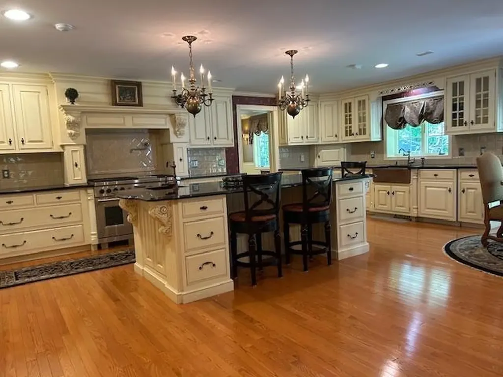 255 Beechwood Drive Cranston RI 02921