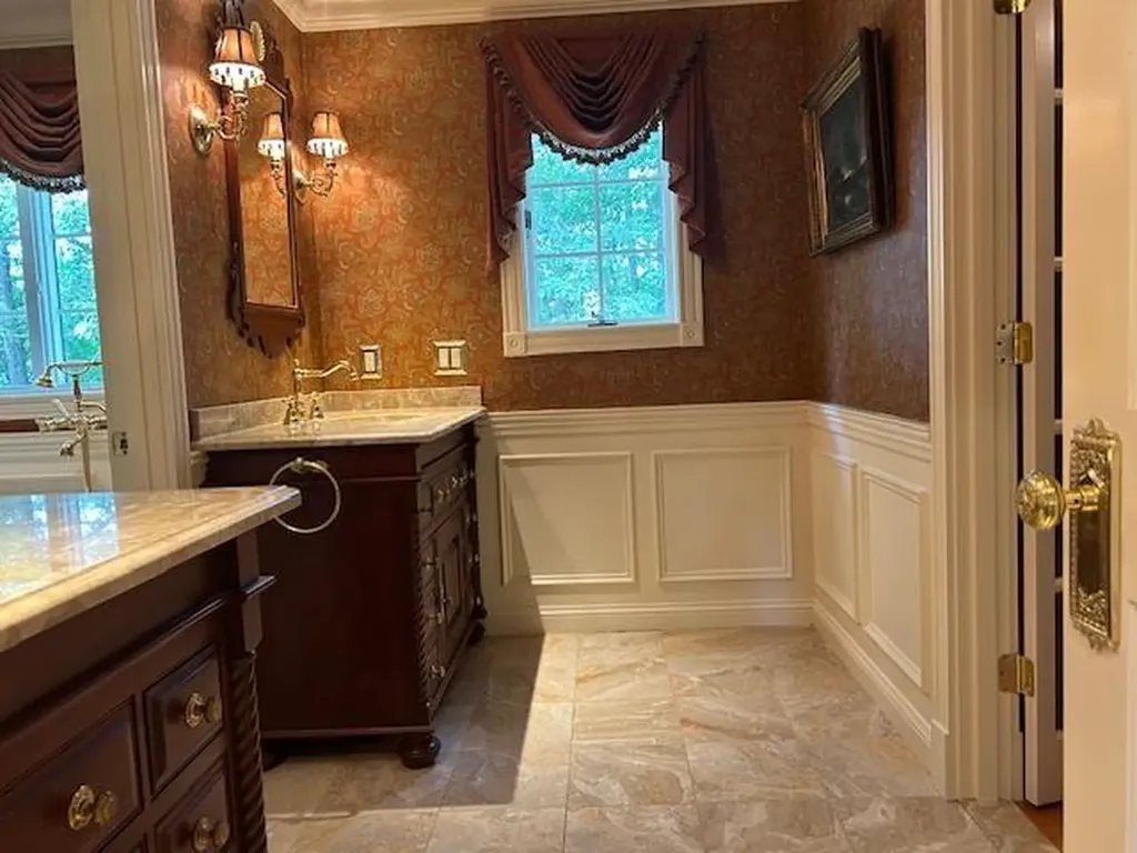 255 Beechwood Drive Cranston RI 02921