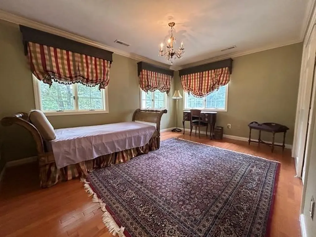 255 Beechwood Drive Cranston RI 02921