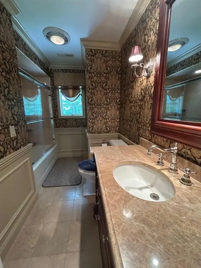 255 Beechwood Drive Cranston RI 02921