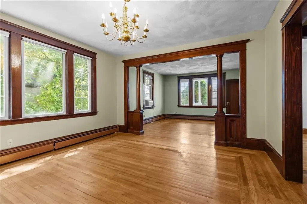 15 Balmoral Avenue Providence RI 02908