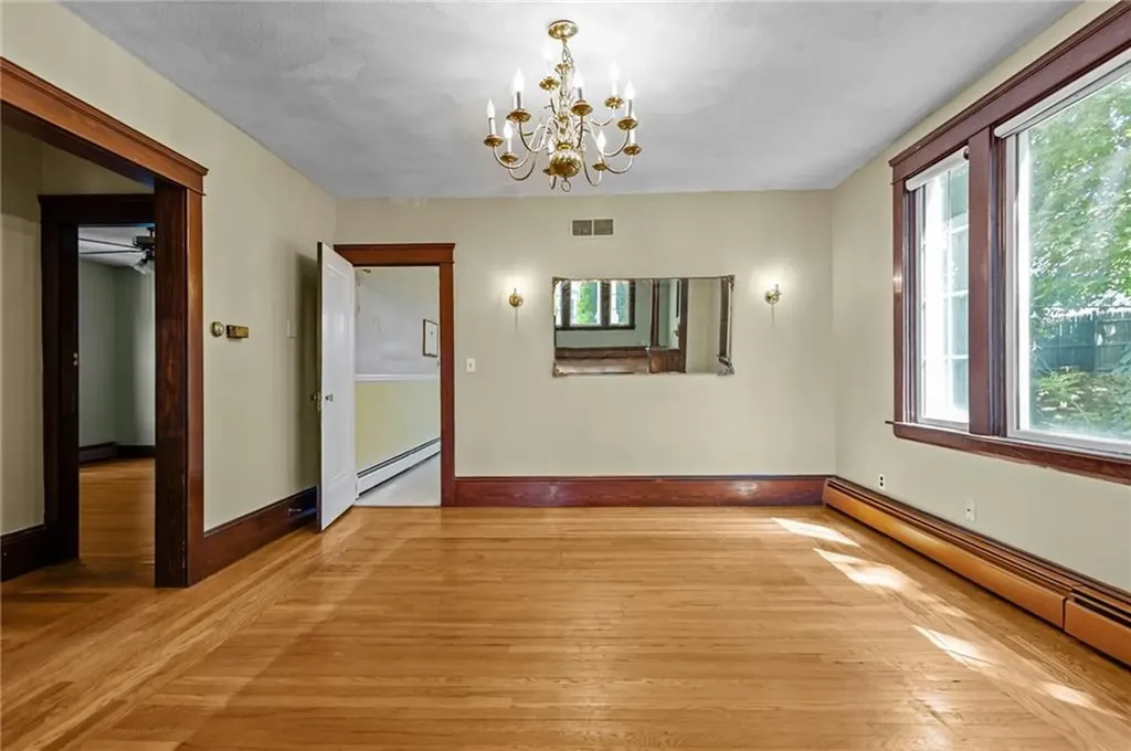 15 Balmoral Avenue Providence RI 02908