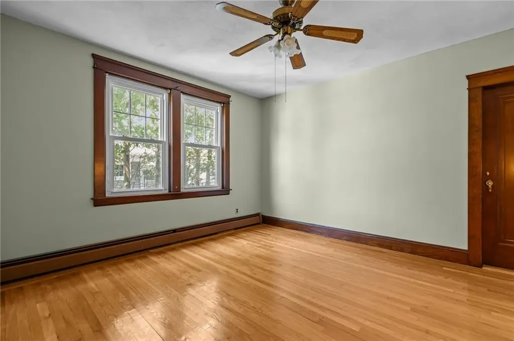 15 Balmoral Avenue Providence RI 02908