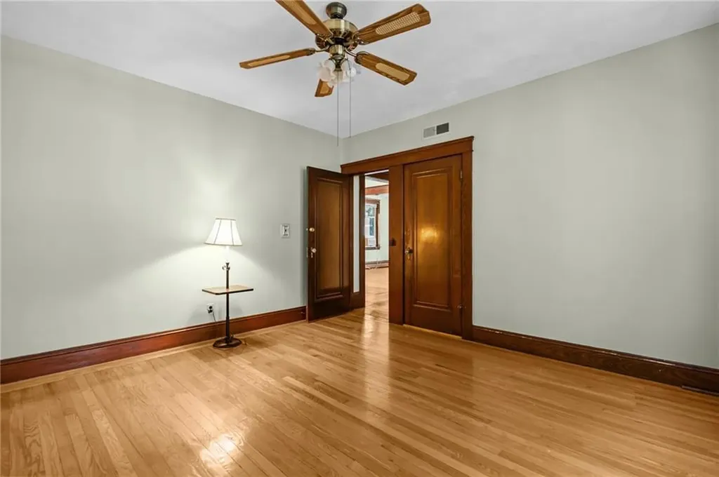 15 Balmoral Avenue Providence RI 02908