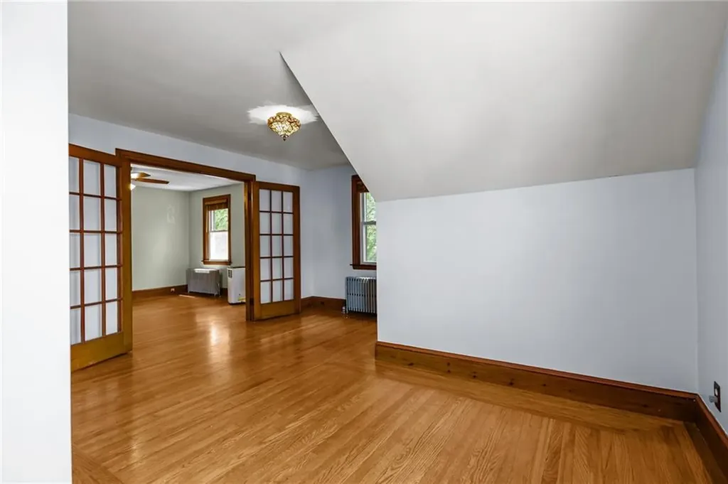 15 Balmoral Avenue Providence RI 02908