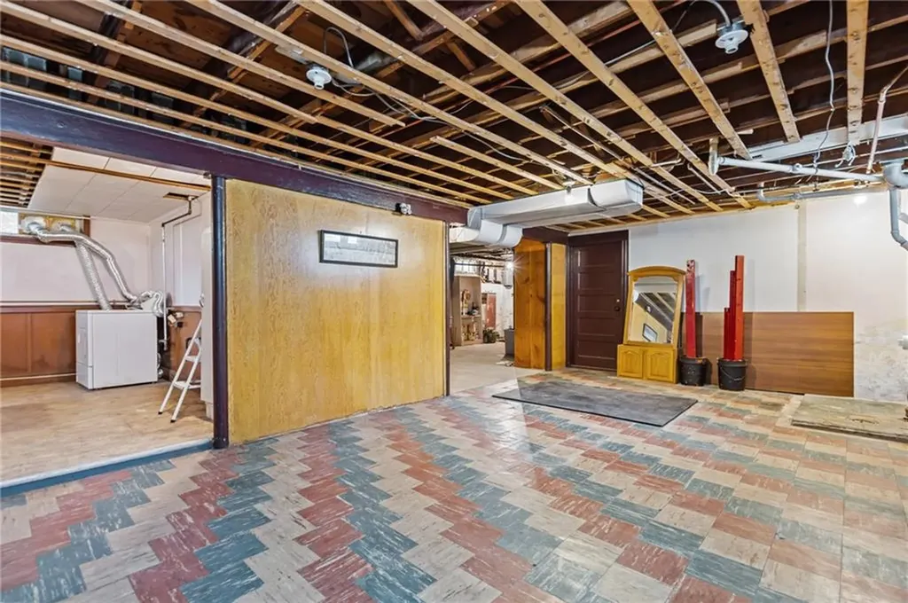 15 Balmoral Avenue Providence RI 02908