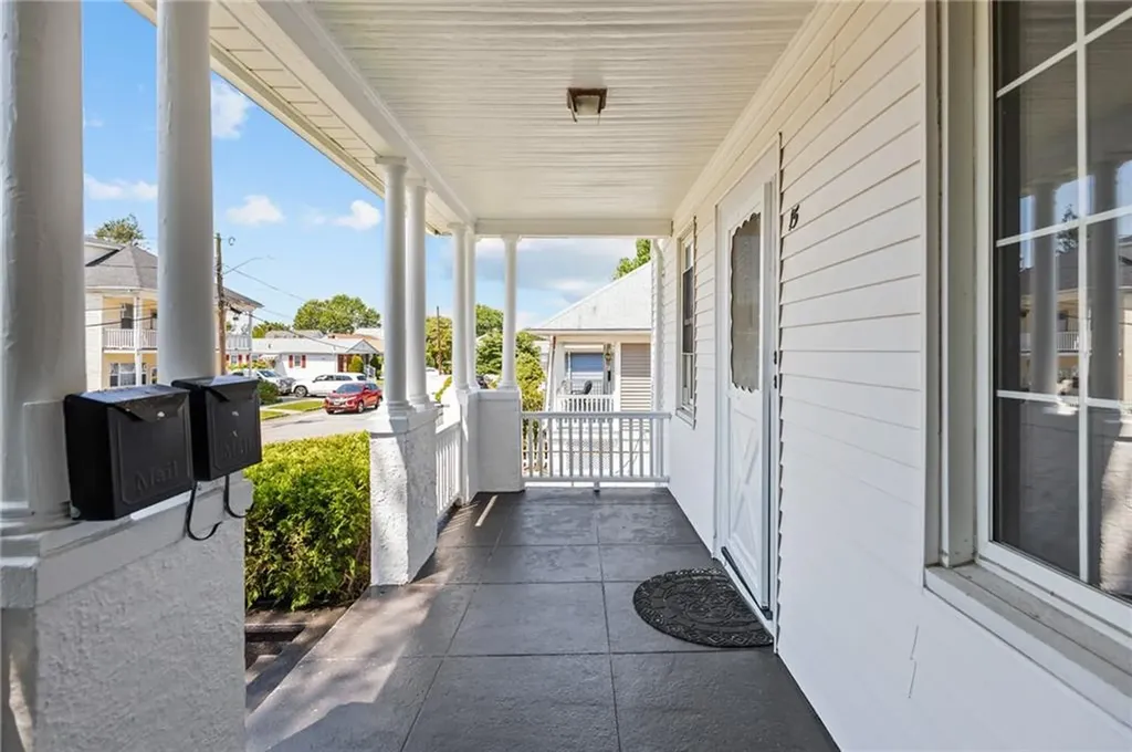 15 Balmoral Avenue Providence RI 02908