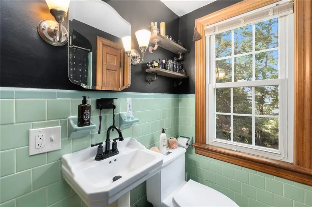 2 Haywood Road Coventry RI 02816