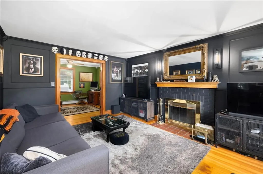 2 Haywood Road Coventry RI 02816