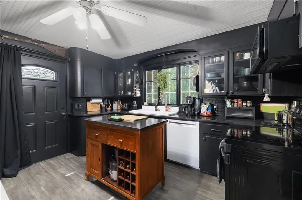 2 Haywood Road Coventry RI 02816