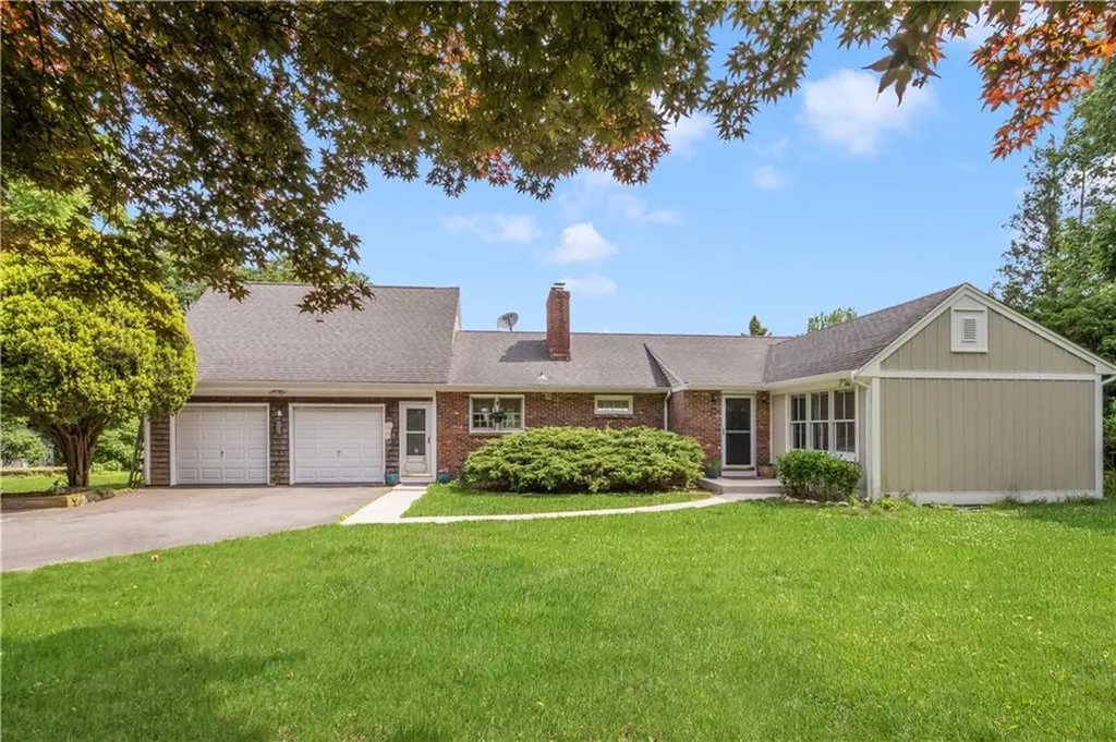 634 Black Point Lane Portsmouth RI 02871