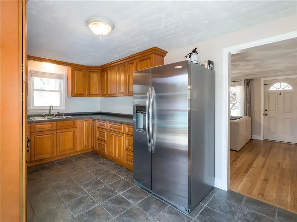 9 Kennington Avenue Coventry RI 02816