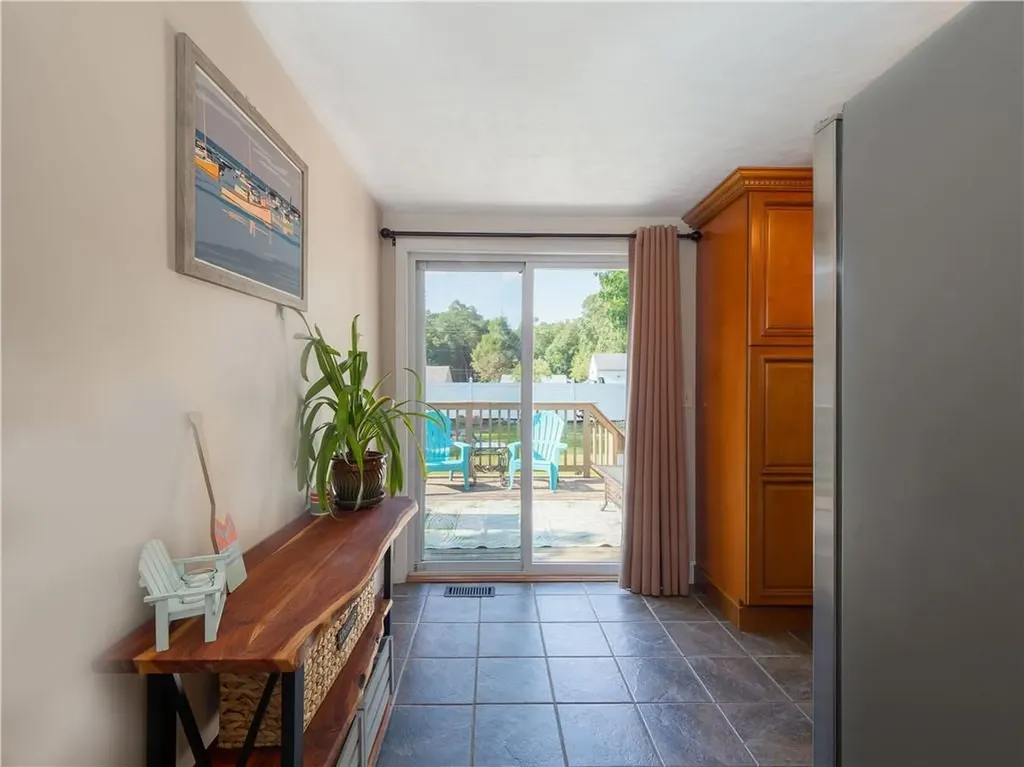 9 Kennington Avenue Coventry RI 02816
