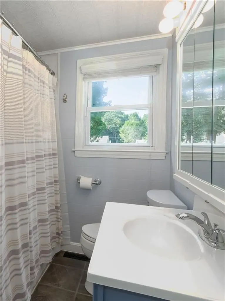 9 Kennington Avenue Coventry RI 02816