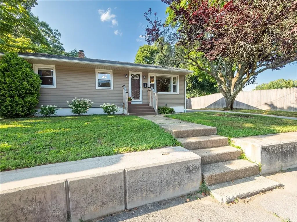 9 Kennington Avenue Coventry RI 02816