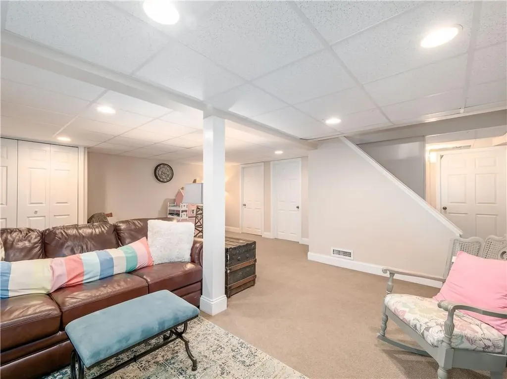 9 Kennington Avenue Coventry RI 02816