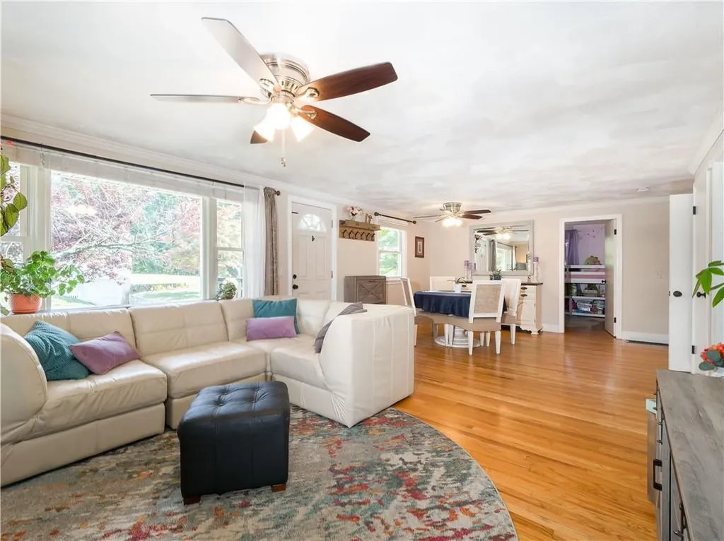 9 Kennington Avenue Coventry RI 02816