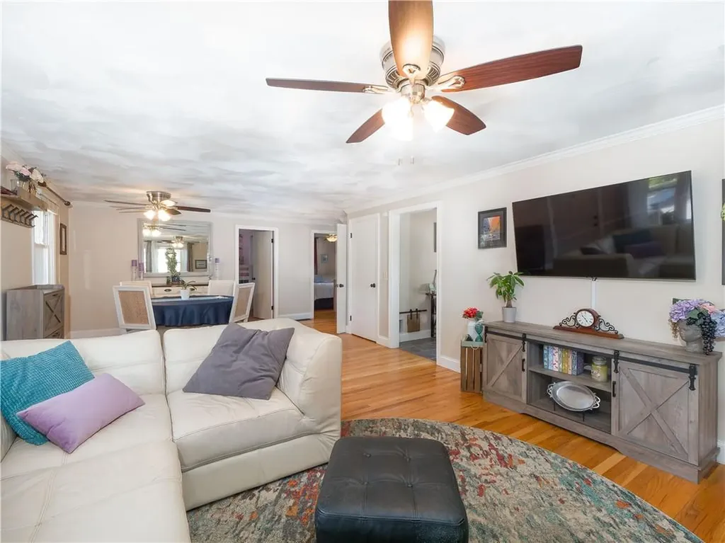9 Kennington Avenue Coventry RI 02816