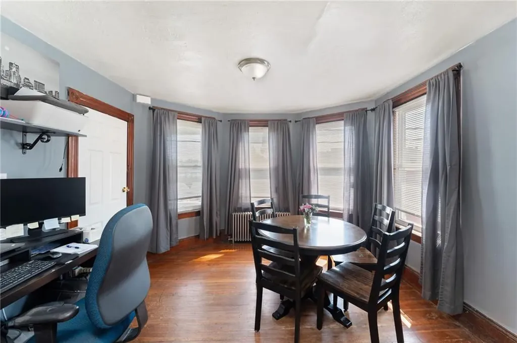 313 Branch Avenue Providence RI 02904