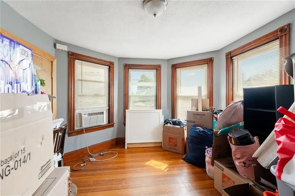 313 Branch Avenue Providence RI 02904