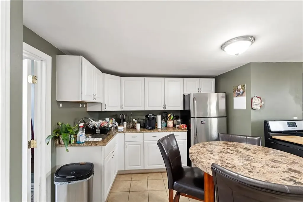313 Branch Avenue Providence RI 02904