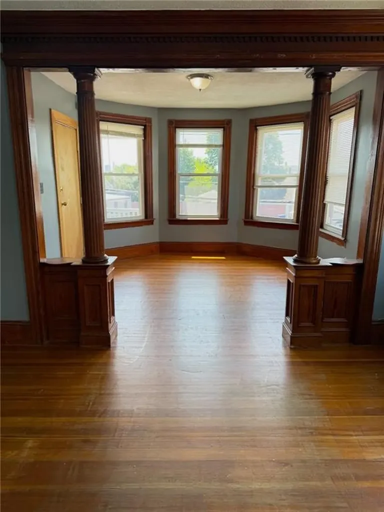 313 Branch Avenue Providence RI 02904