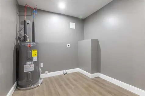 40 Gladstone Street Providence RI 02905