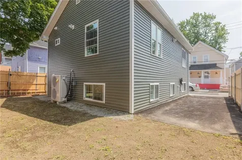 40 Gladstone Street Providence RI 02905