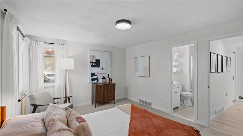12 Kenmore Way Lincoln RI 02865