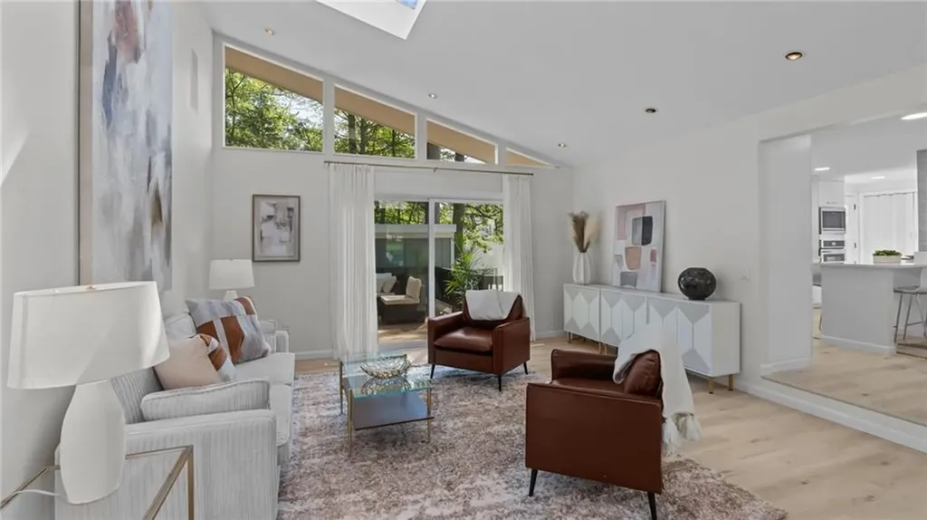 12 Kenmore Way Lincoln RI 02865