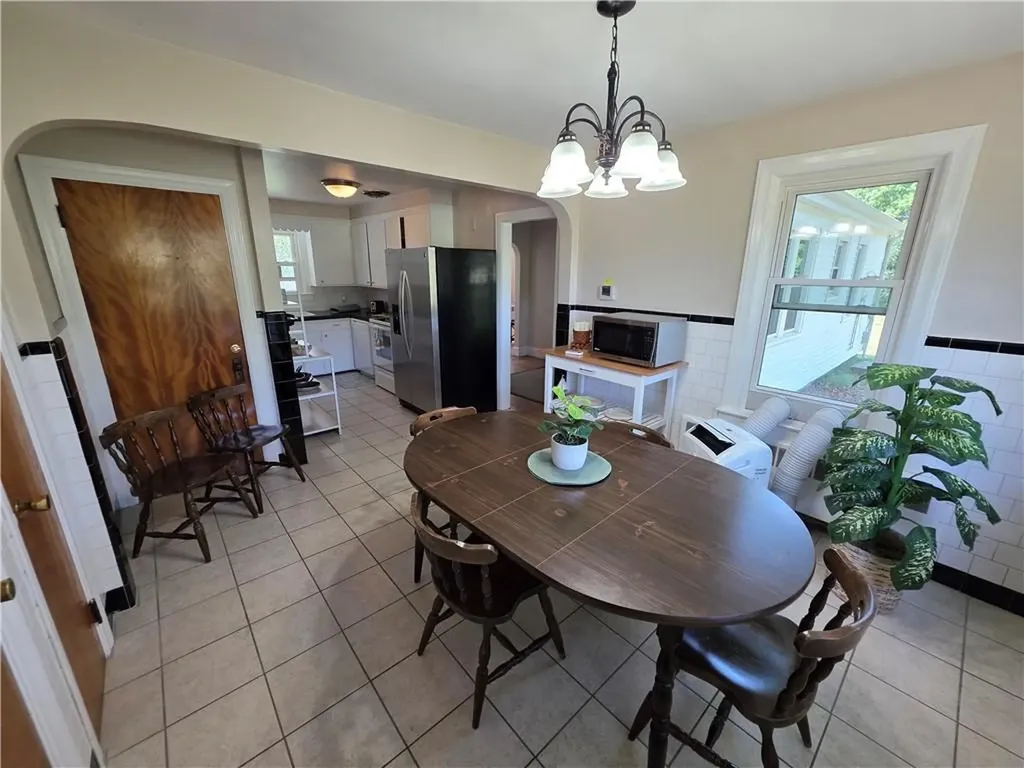 168 Wolcott Avenue Middletown RI 02842