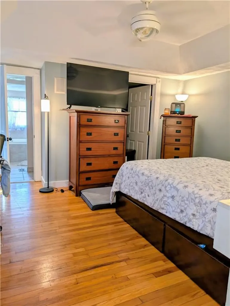 17 Stone Avenue Warwick RI 02889
