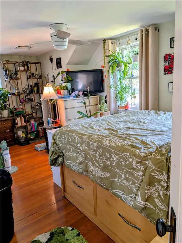 17 Stone Avenue Warwick RI 02889