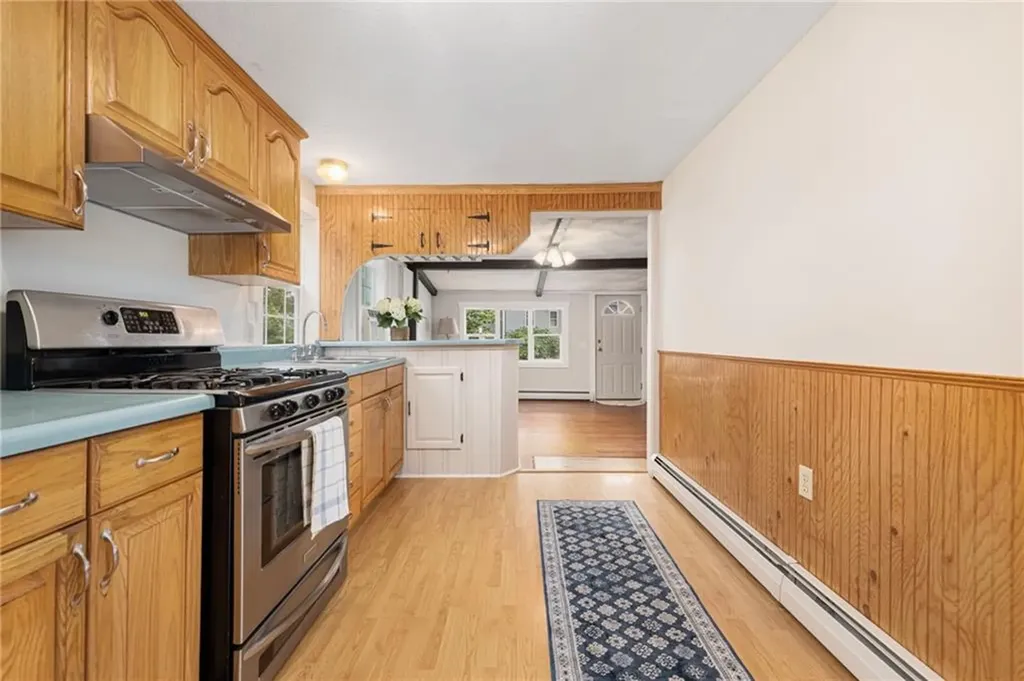 3 Sheffield Street Warwick RI 02889
