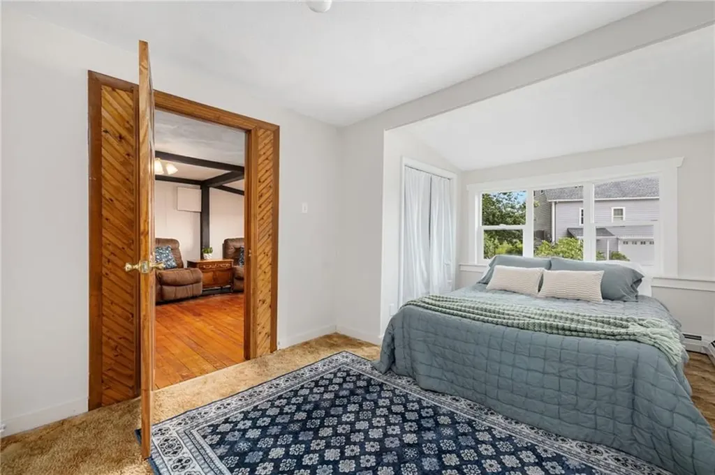 3 Sheffield Street Warwick RI 02889