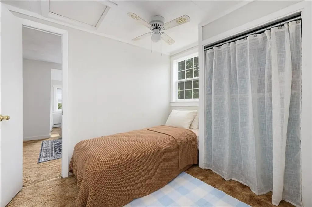 3 Sheffield Street Warwick RI 02889