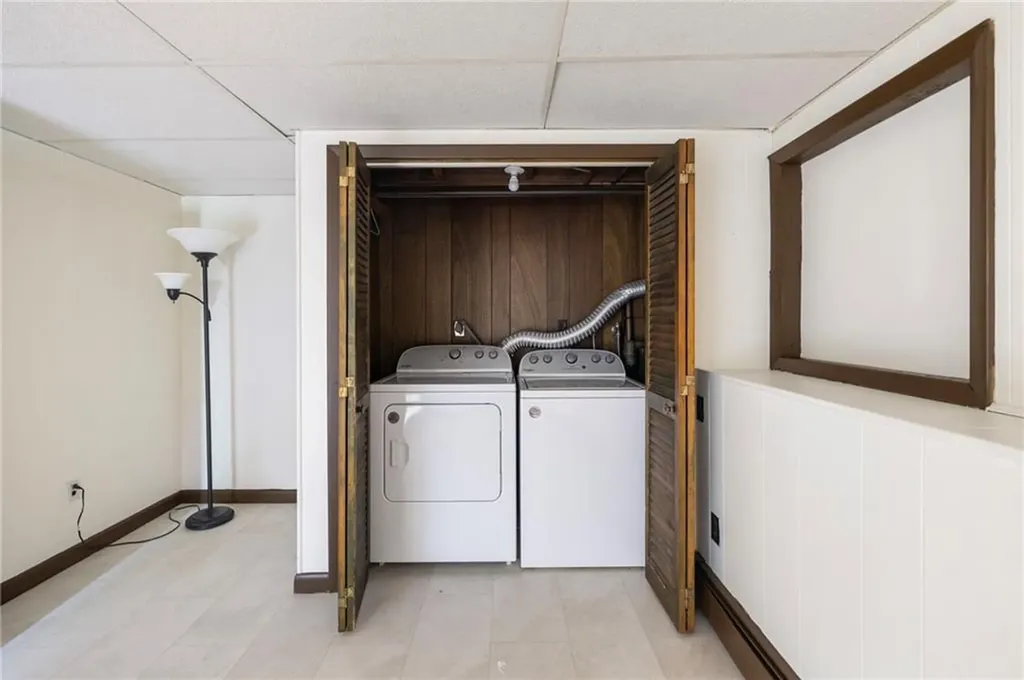30 Birchwood Lane West Warwick RI 02893