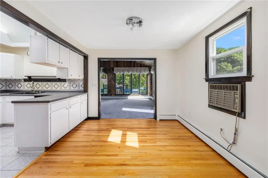 30 Birchwood Lane West Warwick RI 02893